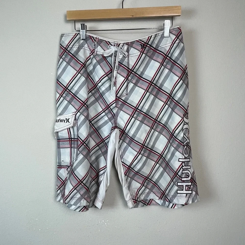 Hurley Mens Plaid Board Shorts White Red Black‎ Cargo Pocket MB04PN Size 34